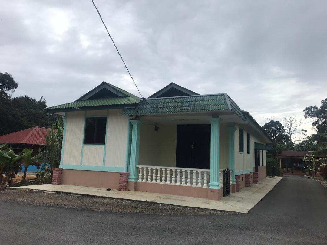 Opro S&S Homestay Pagoh Malay Only Muar Exterior photo