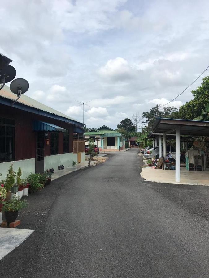Opro S&S Homestay Pagoh Malay Only Muar Exterior photo